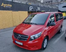 Viacmiestne Taxi Bratislava Mercedes Vito Tourer červený